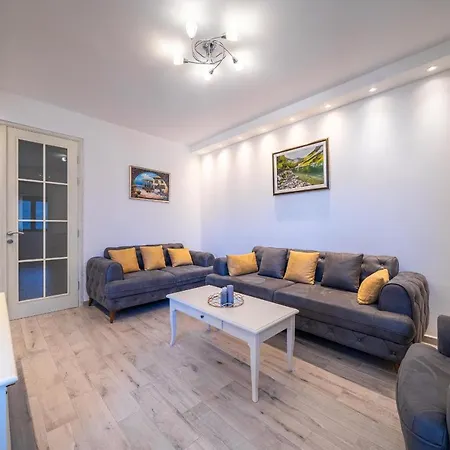 Boka View Luxury Suite - With Free Garage Parking Kotor Buitenkant foto