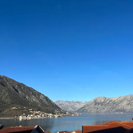 Boka View Luxury Suite - With Free Garage Parking Kotor Buitenkant foto