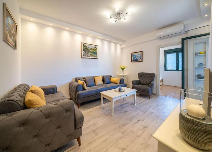 Boka View Luxury Suite - With Free Garage Parking