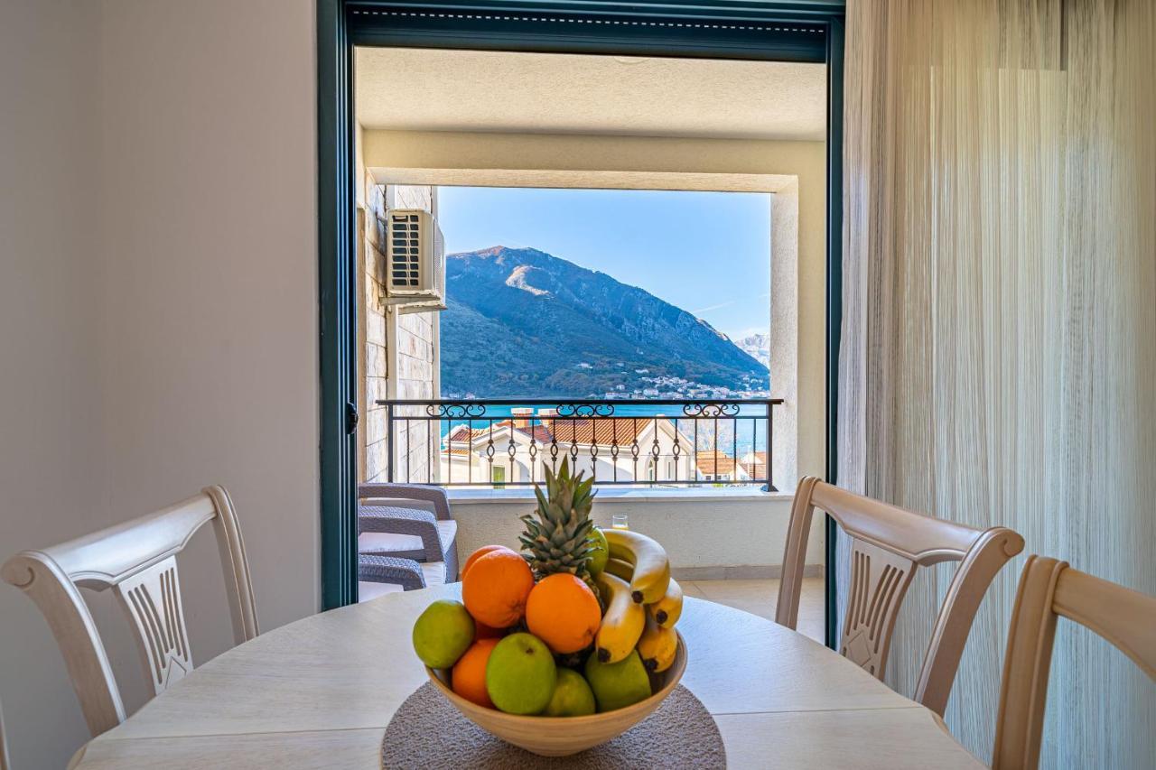 Boka View Luxury - With Free Garage Parking Appartement Kotor