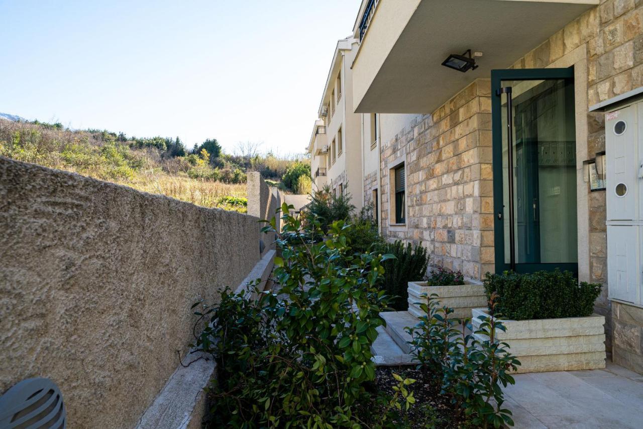 Boka View Luxury - With Free Garage Parking דירה *